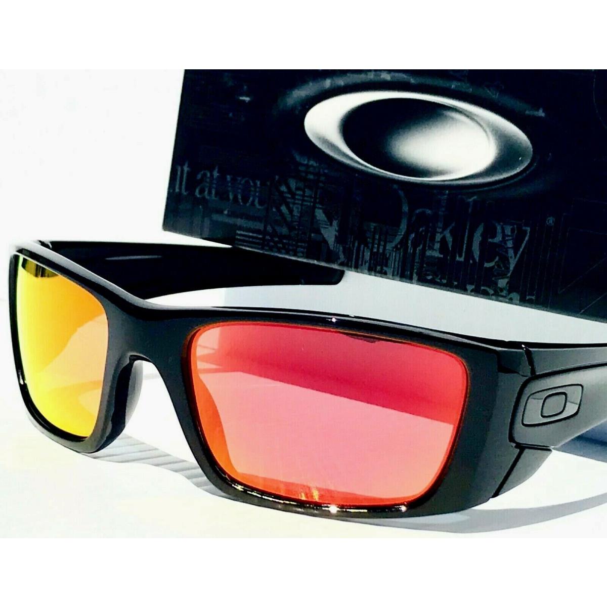 Oakley Fuel Cell Blackout Polarized Galaxy Ruby Iridium Sunglass 9096