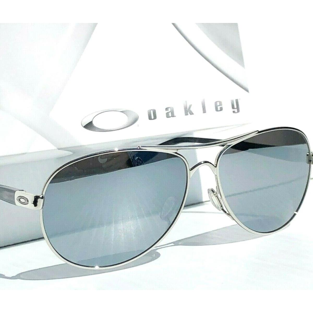 Oakley Feedback Aviator Chrome Polarized Galaxy Mirror Womens Sunglass 4079