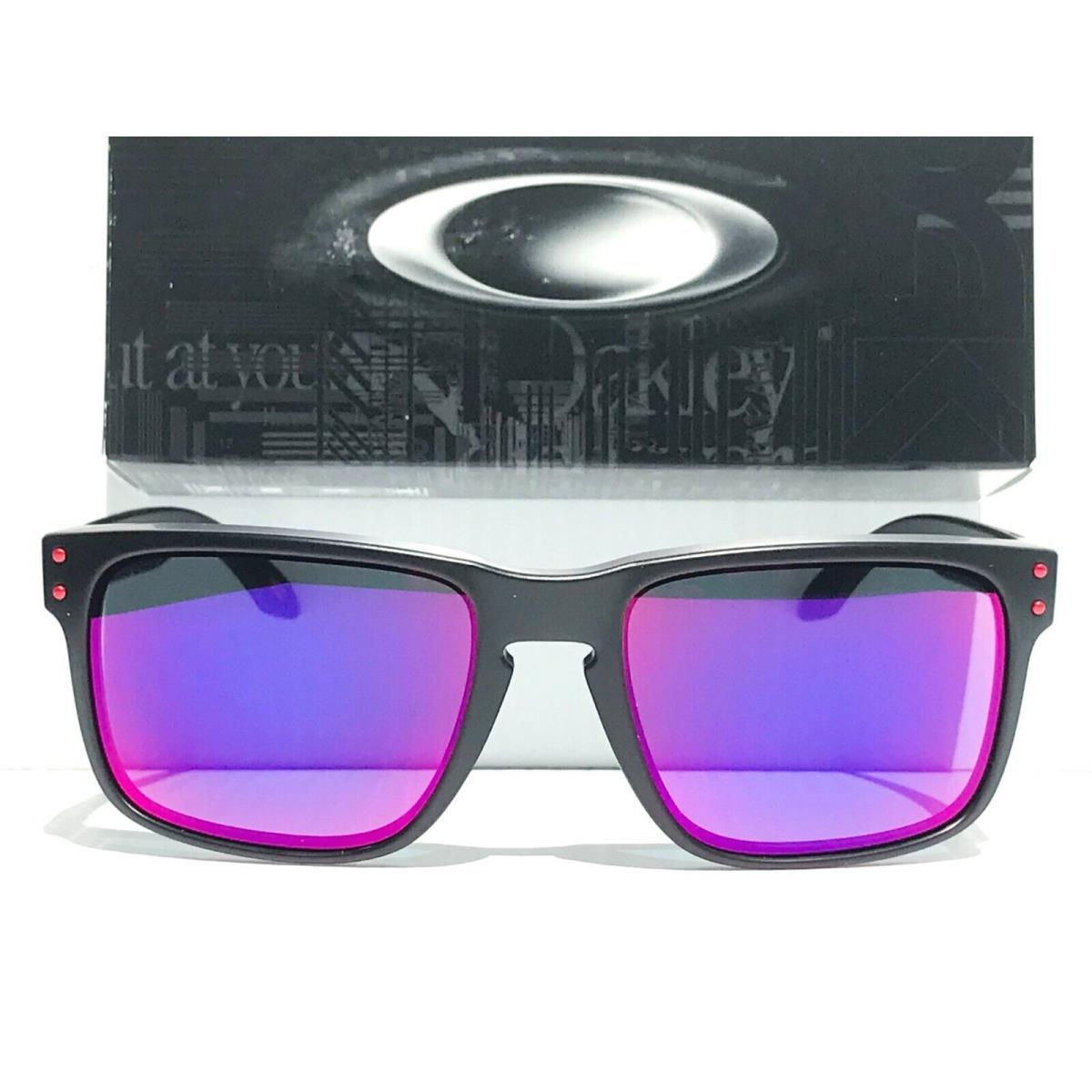 Oakley Holbrook Matte Black Positive Red Iridium w Case Sunglass 9102-36