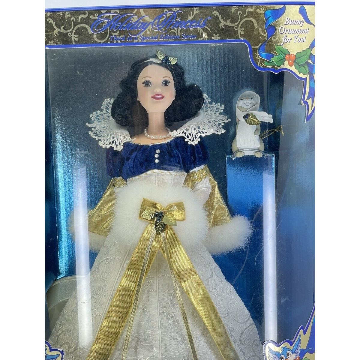 Snow White Disney Holiday Princesses Barbie 1998 19898 Nrfb