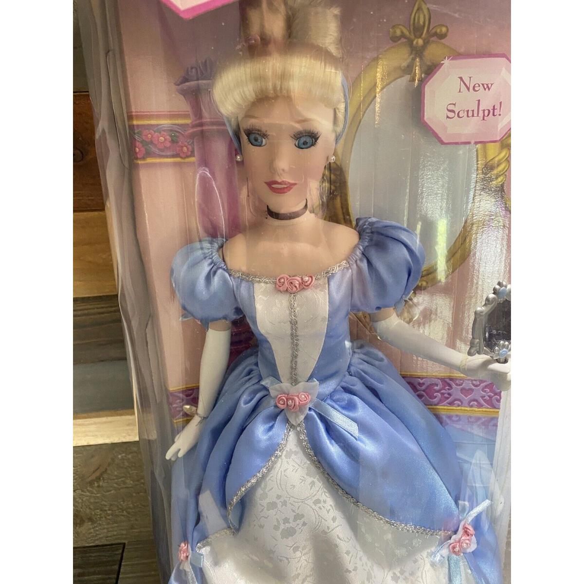 The Brass Key 2006 Disney Princess Cinderella Porcelain Doll Collectable
