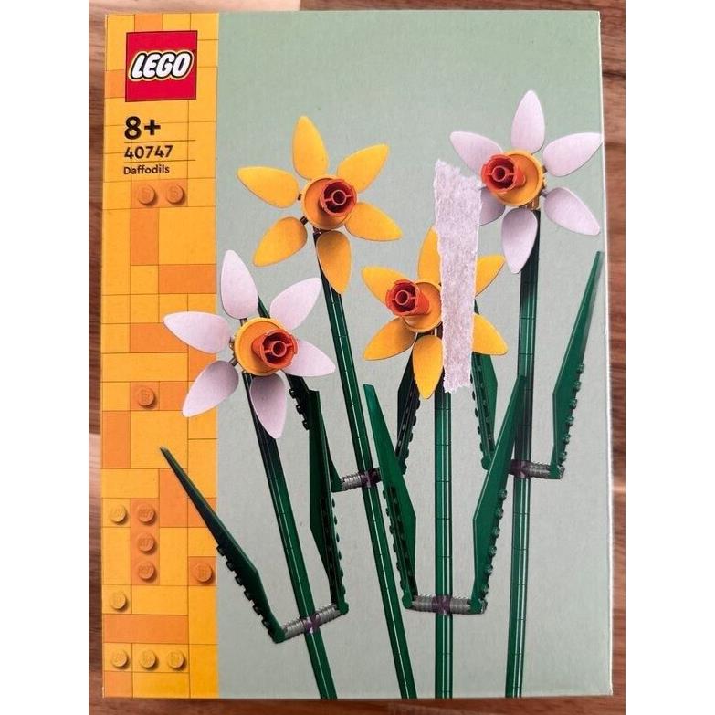 Lego Icons Daffodils 40747 Building Kit 216 Pcs