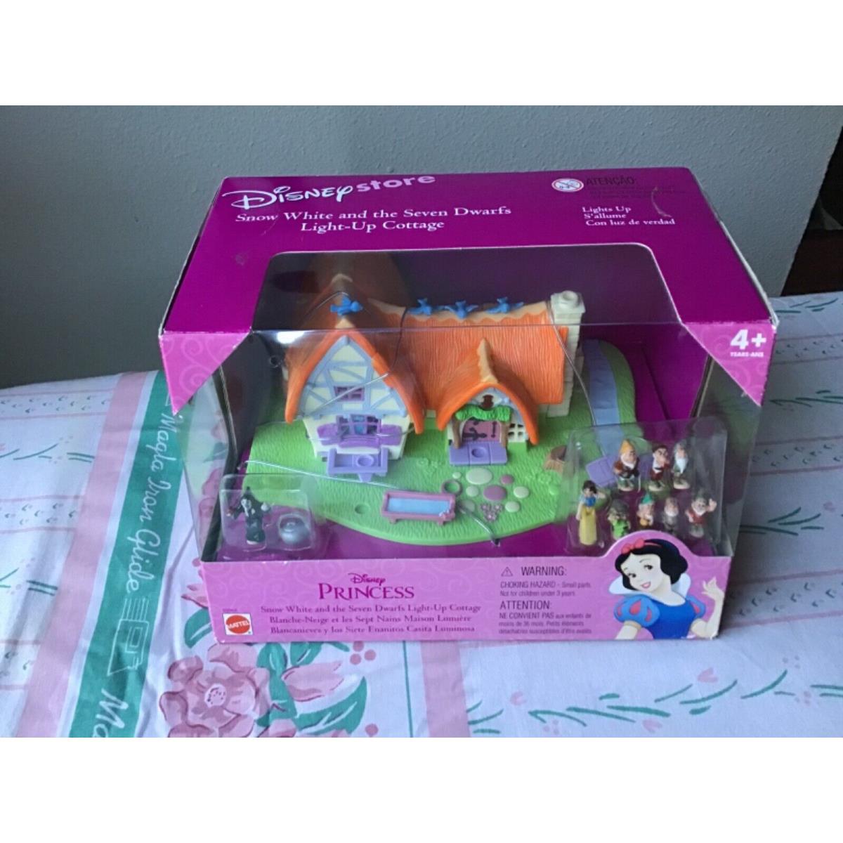 Htf 2001 Disney Snow White and The 7 Dwarfs Light-up Cottage Polly Pocket