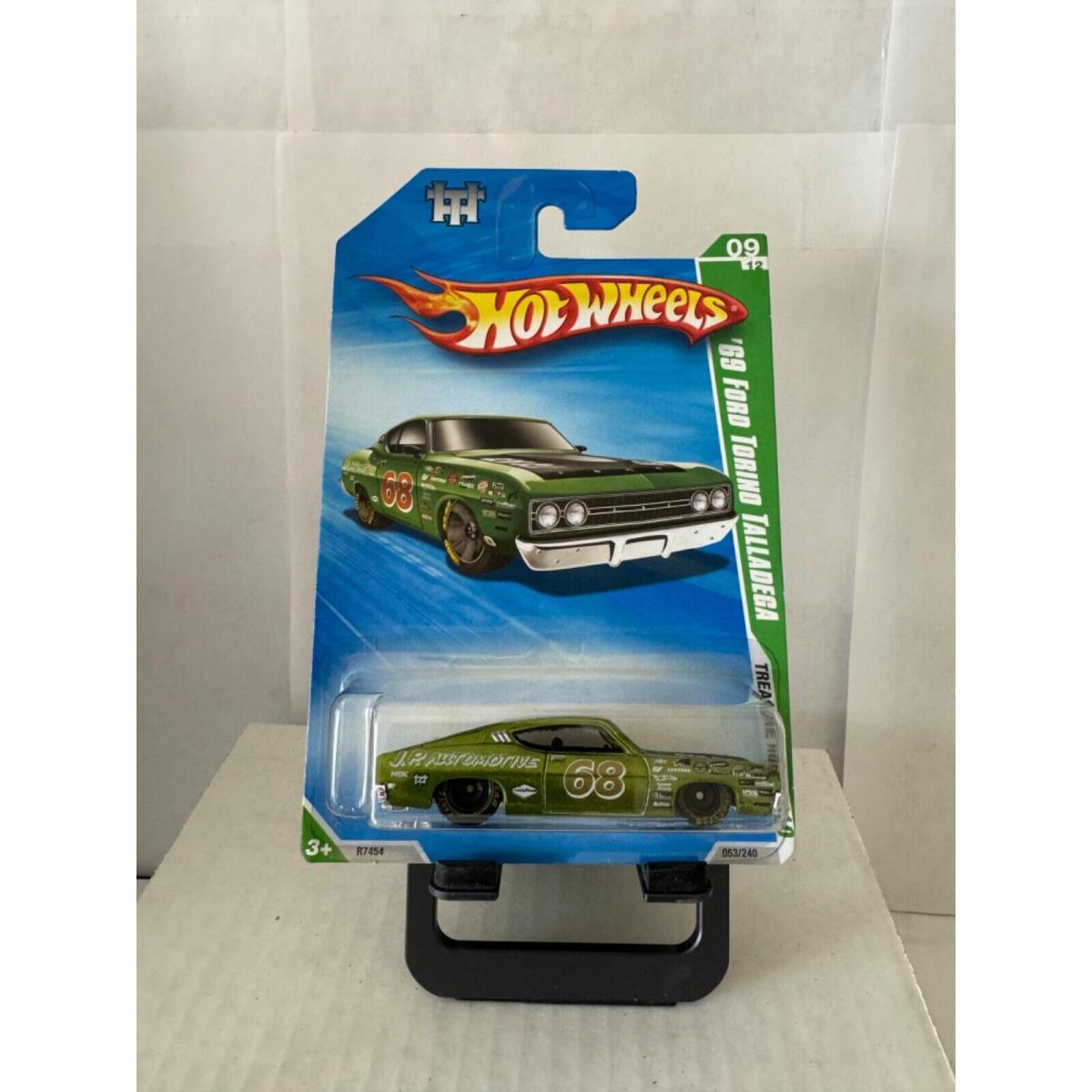 2010 Hot Wheels Super Treasure Hunt `69 Ford Torino Talladega W/protector B7