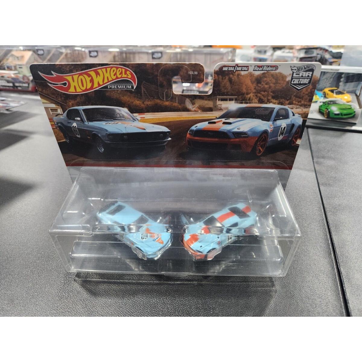 Hot Wheels Premium 2pk 1969 Ford Mustang Boss 302 2014 Custom Mustang Gulf