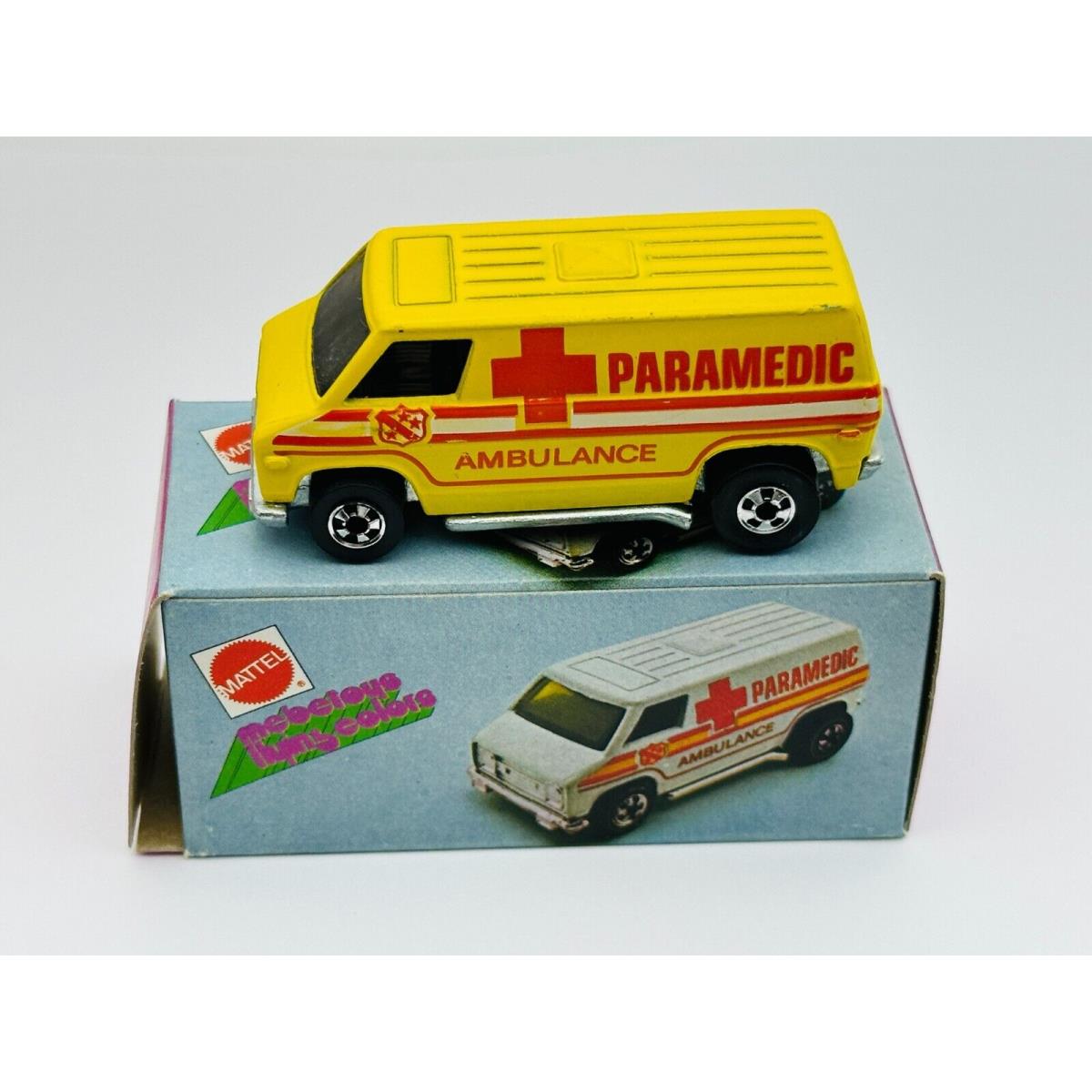 Hot Wheels Mebetoys Blackwall Paramedic Yellow Flying Colors