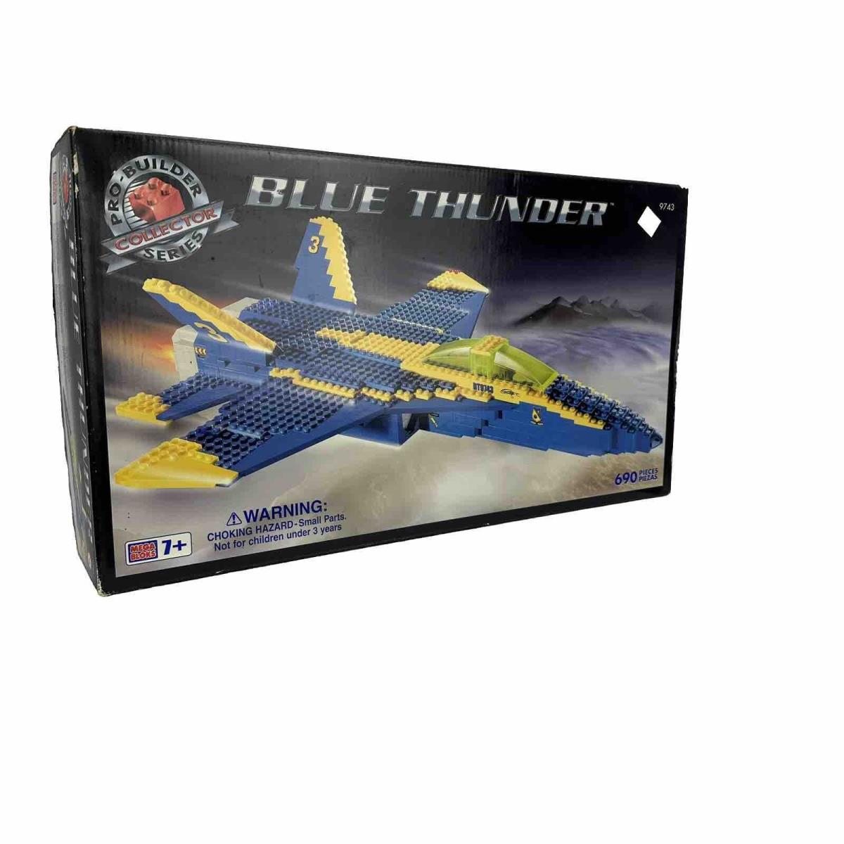 Mega Bloks Probuilder Blue Thunder 9743 Airplane 690 Pieces