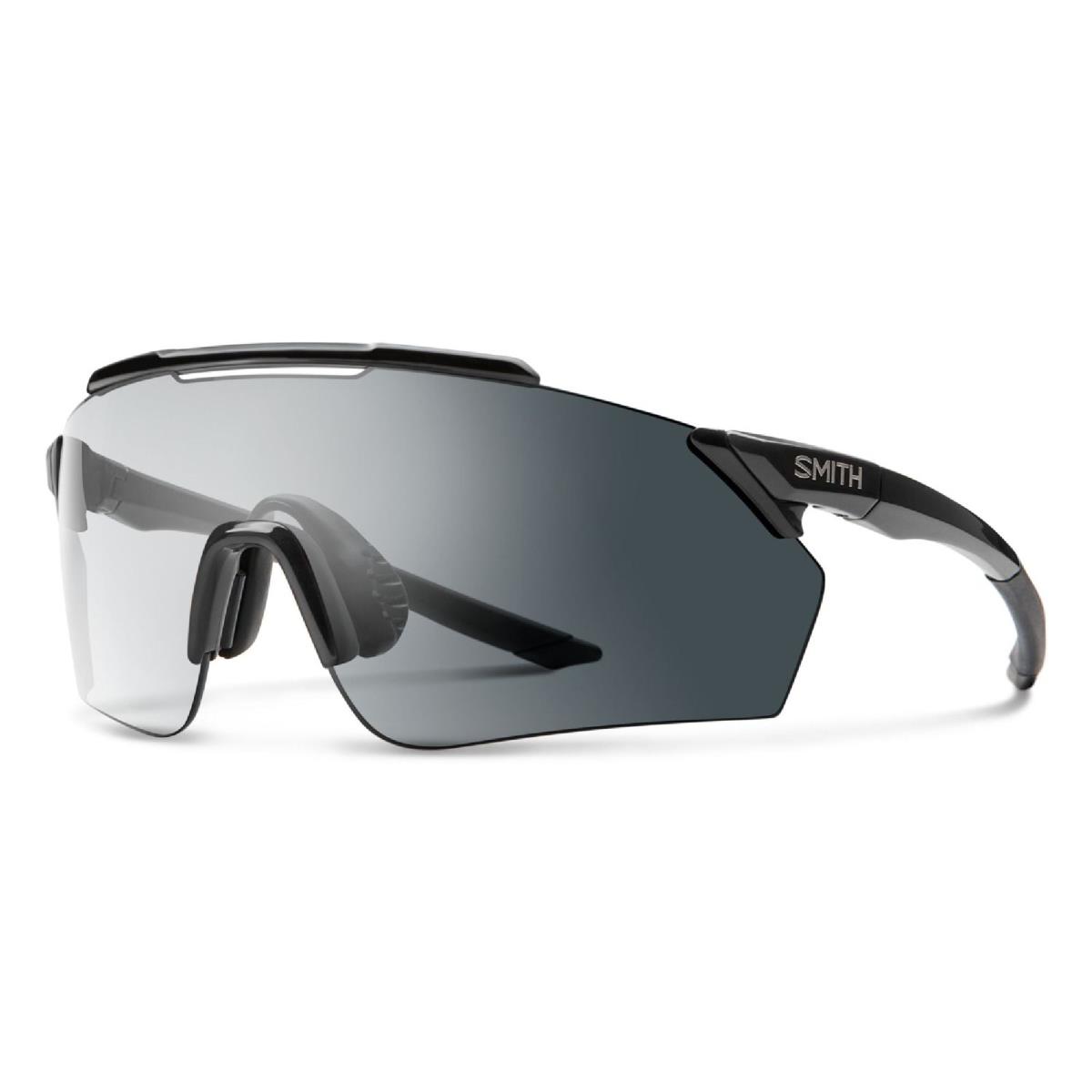 Smith Ruckus Sunglasses Sunglasses Black / Photochromic Clear To Gray