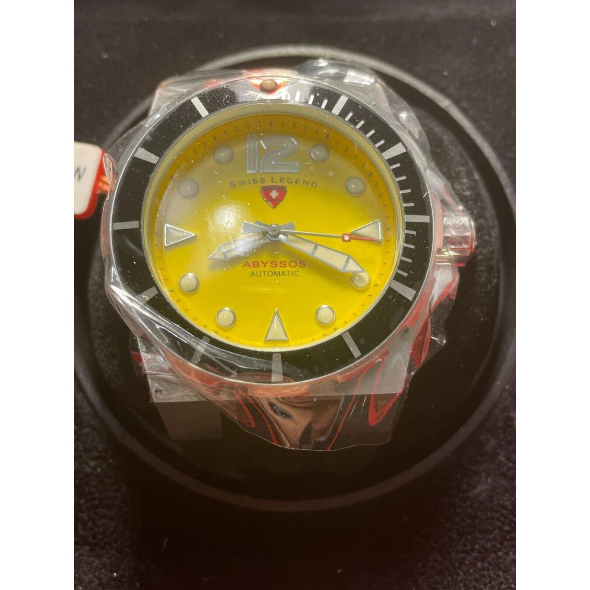 Swiss Legend Automatic Abyssos Dive Watch with Winder. 3300 Feet Swiss