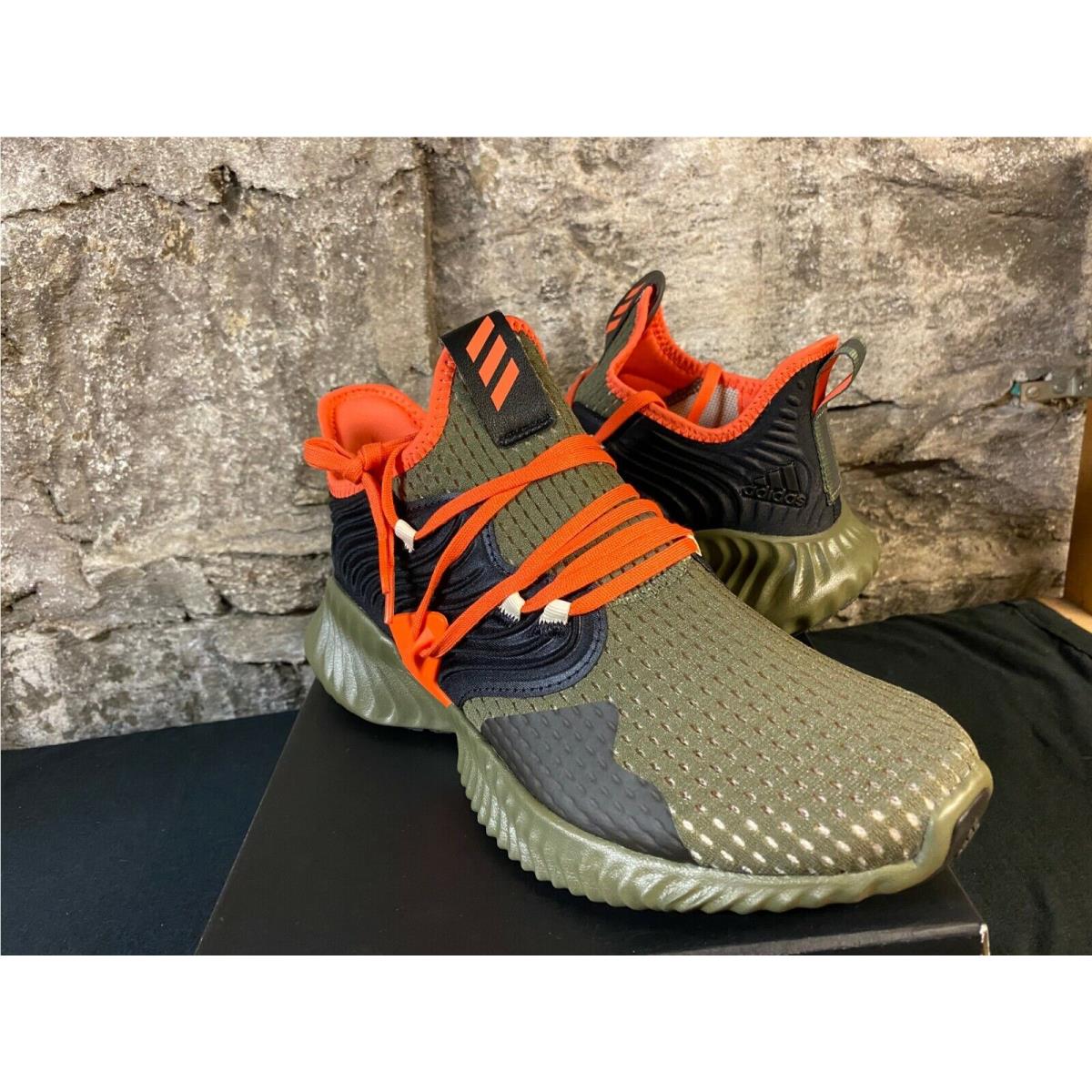 Adidas alphabounce khaki best sale