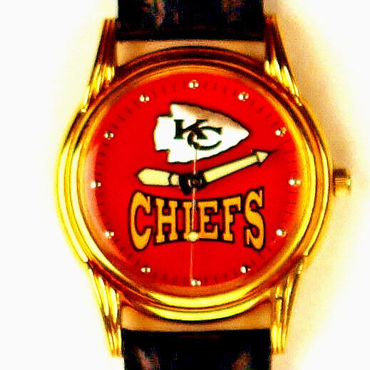 Kansas City Chiefs By Fossil 3D-Look Rare Unworn Gold Tone Midsize Watch 119