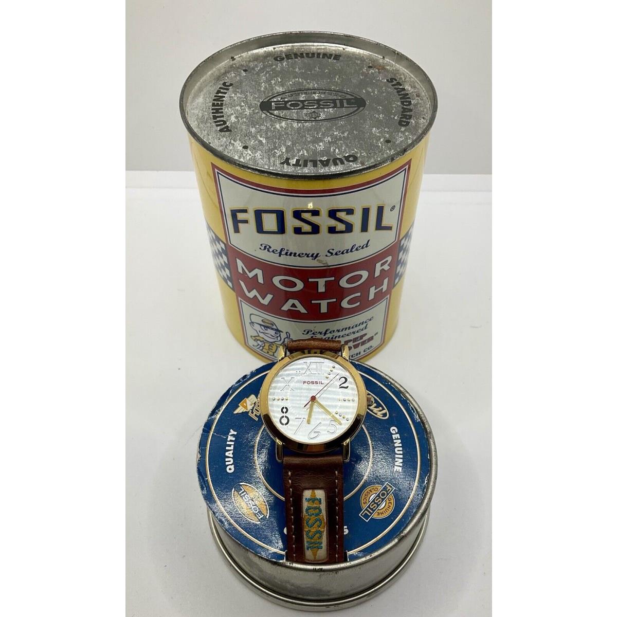 Fossil Men s Watch Oil Can Logo Leather Band Battery Installed