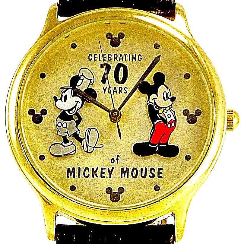 Fossil Mickey Celebrating 70 Years Disney Limited Edition XX of 3000 Unworn Watch