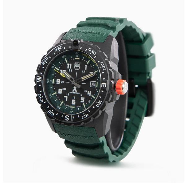 Luminox XB.3735 Bear Grylls Survival Sapphire Crystal Men`s Watch Green Strap