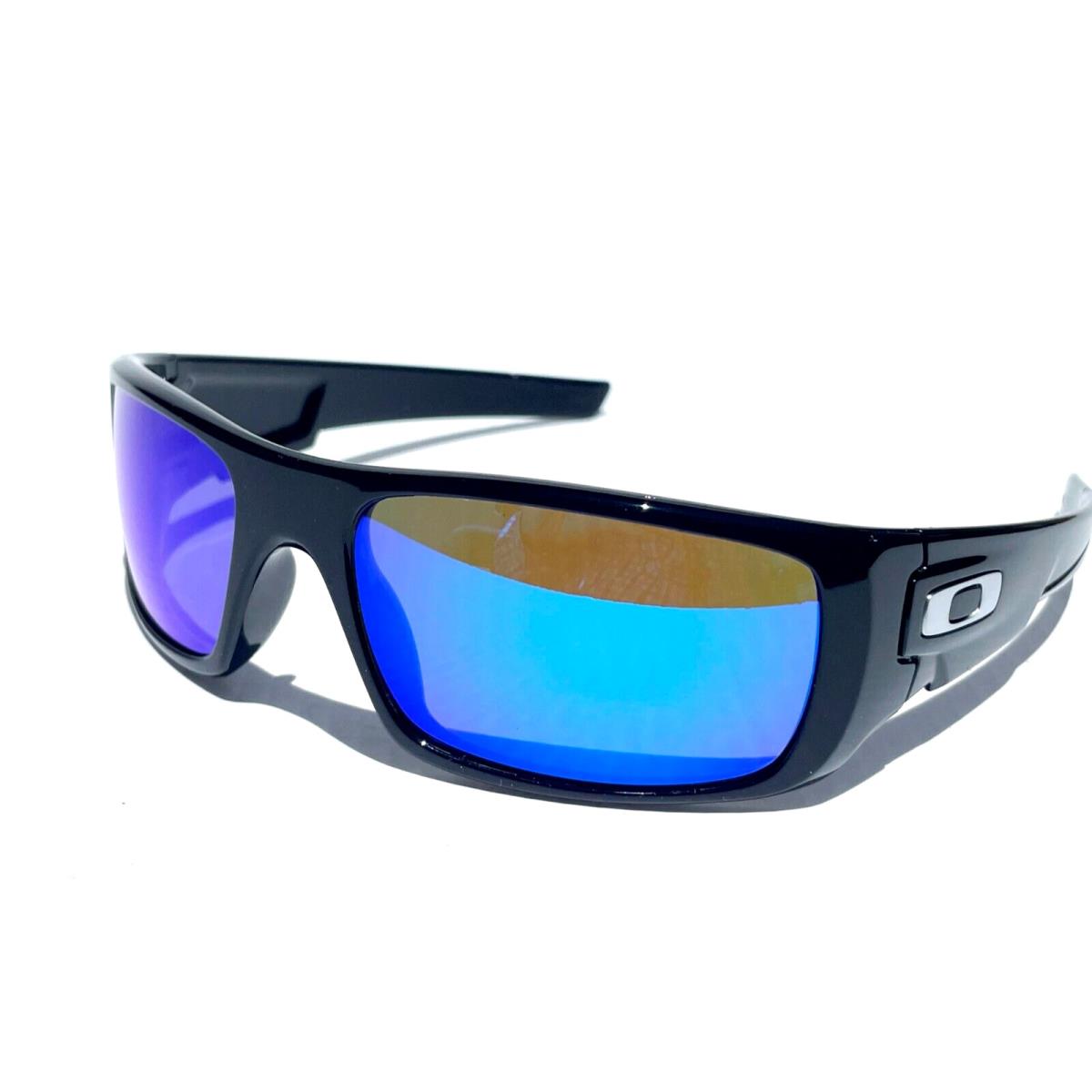 Oakley Crankshaft Polished Black Polarized Galaxy Blue Lens Sunglass 9239-01