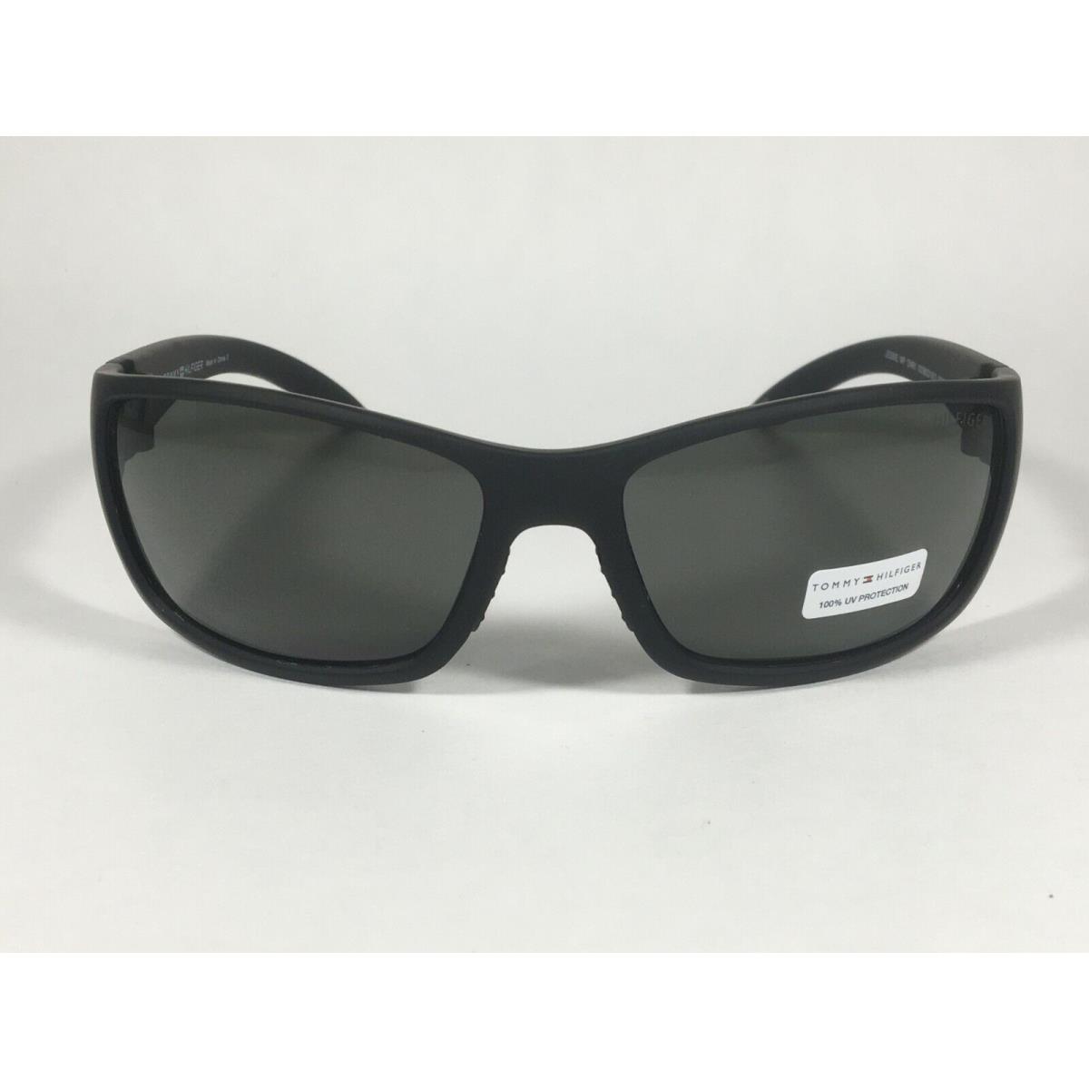 Tommy Hilfiger Jesse MP OM81 Sport Wrap Sunglasses Matte Black Green Tinted Lens