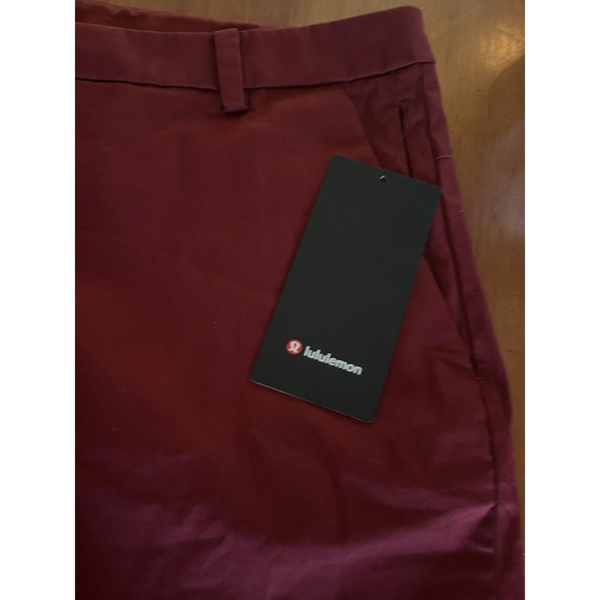 Lululemon Commission Mens Burgundy Red Shorts Size 38 Slim