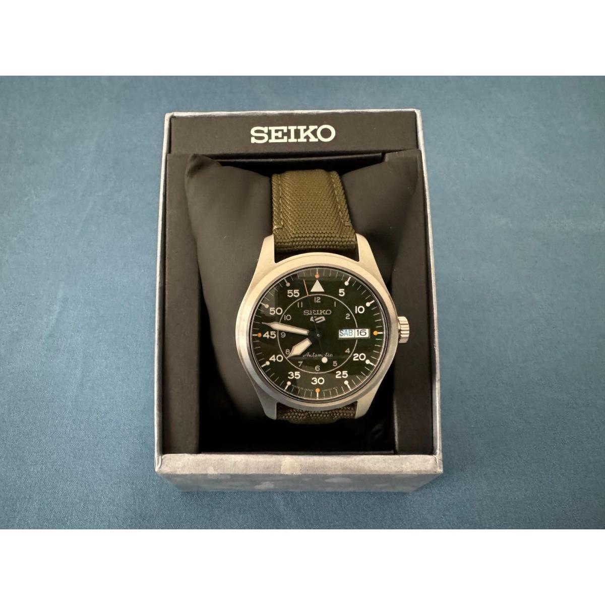 Seiko 5 Sports Collection Series Watch For Men SRPH29 - 