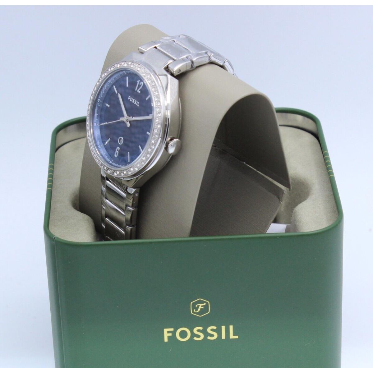 Fossil Ashtyn Crystals Silver Blue Mop Women`s BQ3843 Watch