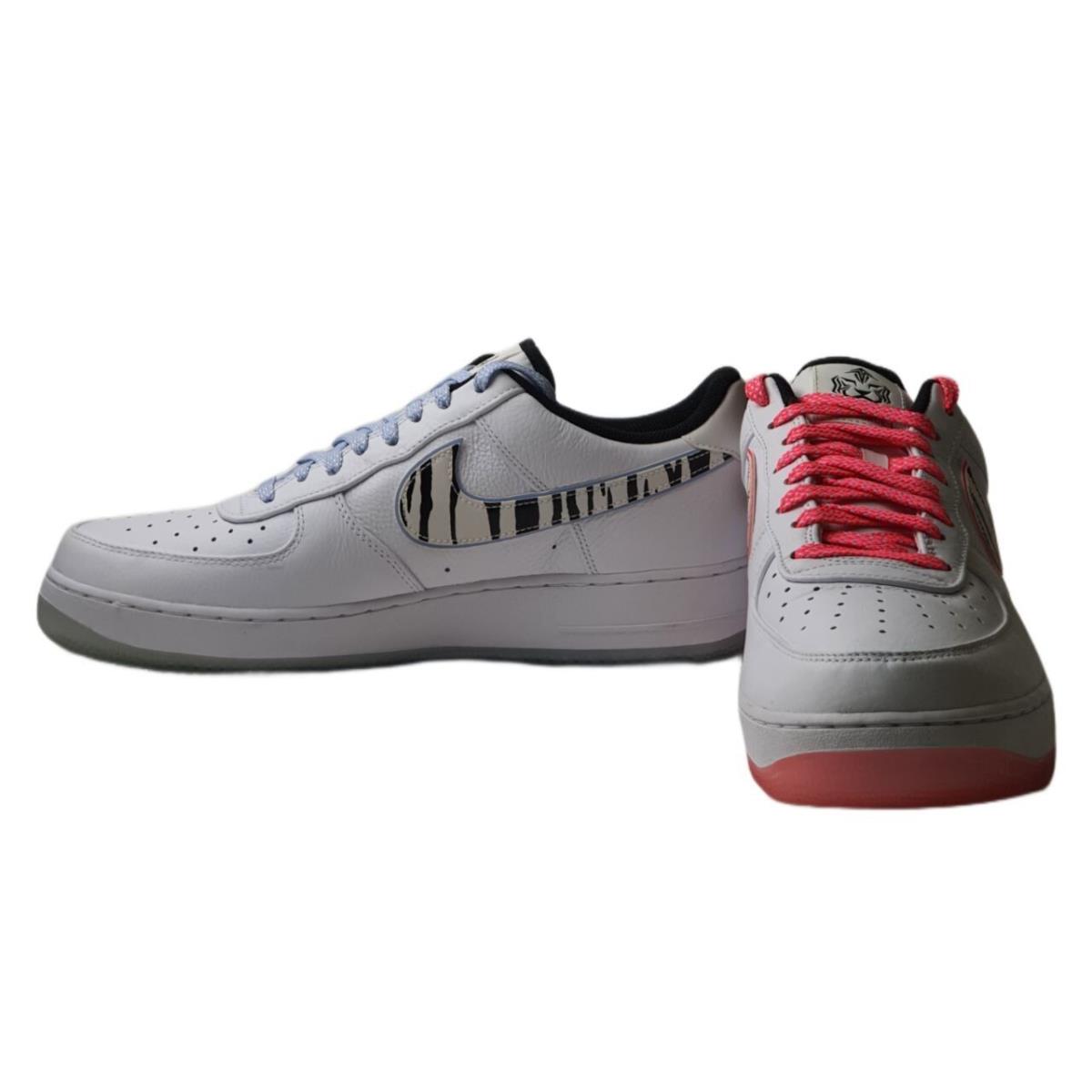 Nike Men`s White Air Force 1`07 QS Sneakers CW3919 13 - White