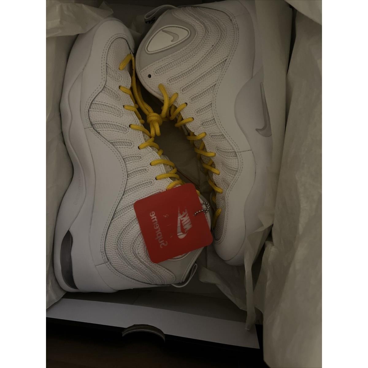 Nike Air Bakin - Supreme White 2023 Size 11 Men s US