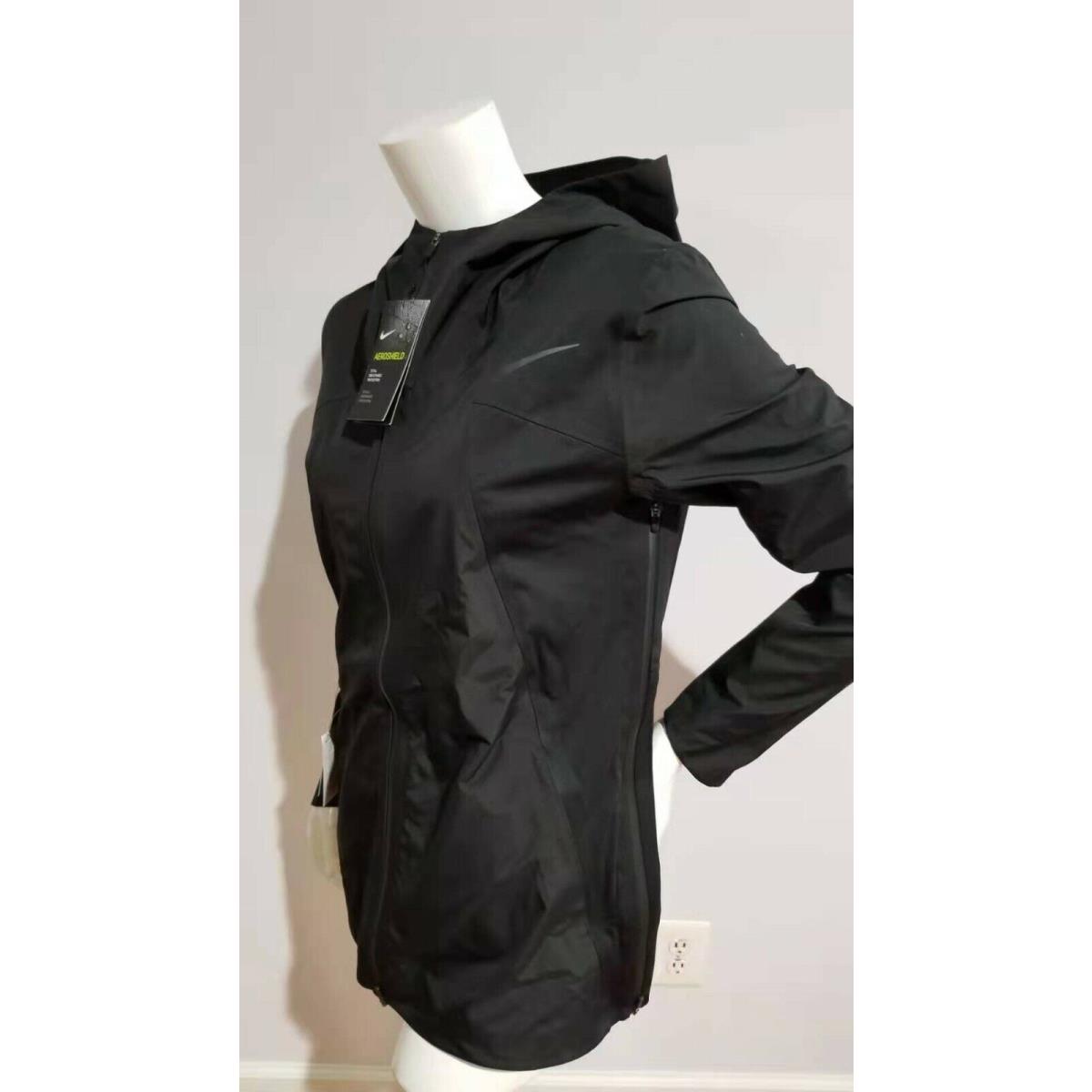 Women`s Nike Aeroshield Running Jacket Black Size S Retail Price