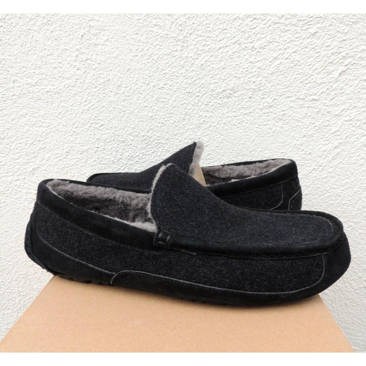 Ugg Black Ascot Wool Comfort Slippers Men US 10/ Eur 43 Run Small