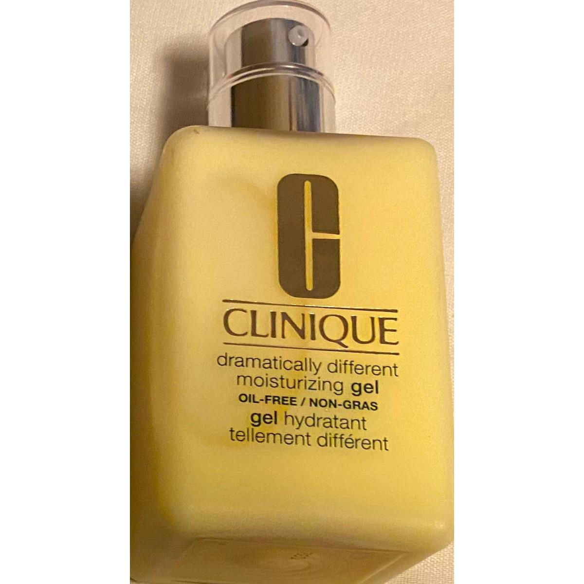 Clinique Dramaticlly Different Moisturizing Gel Oil Free 6.7 FL Oz.liq/ 200 ML