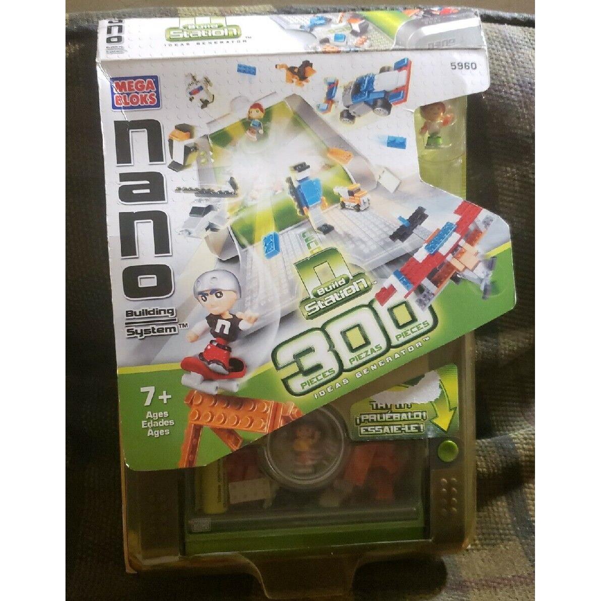 Mega Bloks Nano N Build Station 5960 300 Pieces Blocks