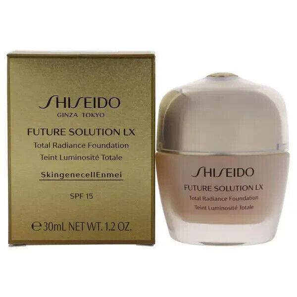 Shiseido Future Solution LX Total Radiance Foundation SPF15 - Golden 3