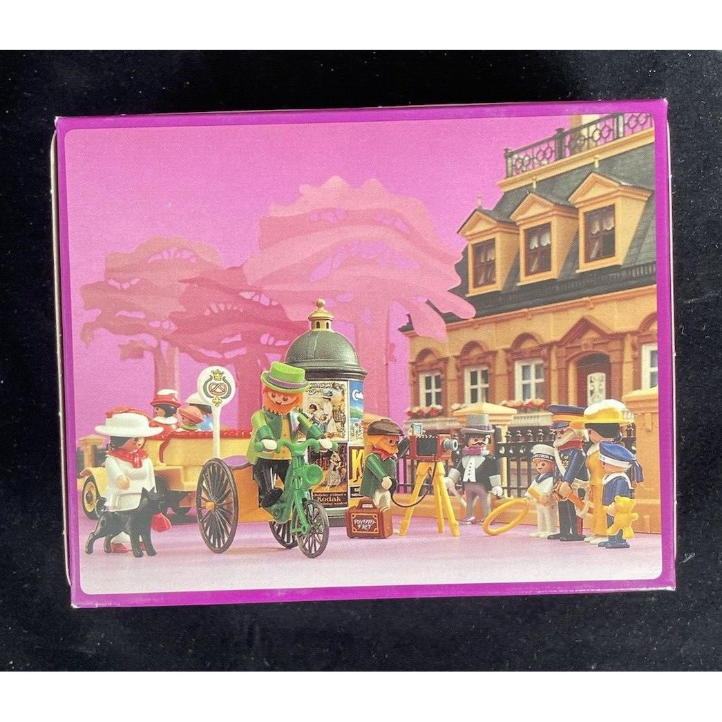 Playmobil 5506 - Victorian Pretzel Cart and Vendor Nisb 1990