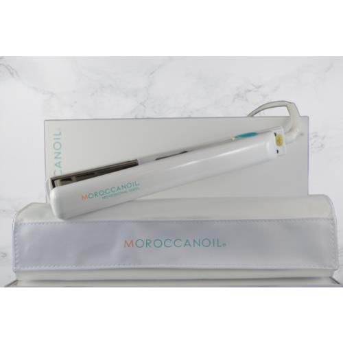 Moroccanoil Professional Series Titanium Ceramic Hairstyling Flat Iron