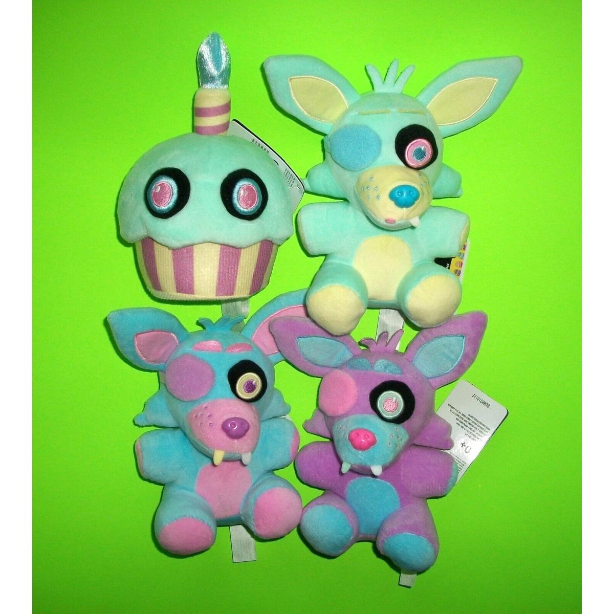 Five Nights at Freddy`s Spring Colorway Plush Cupcake Foxy Blue Green Purple