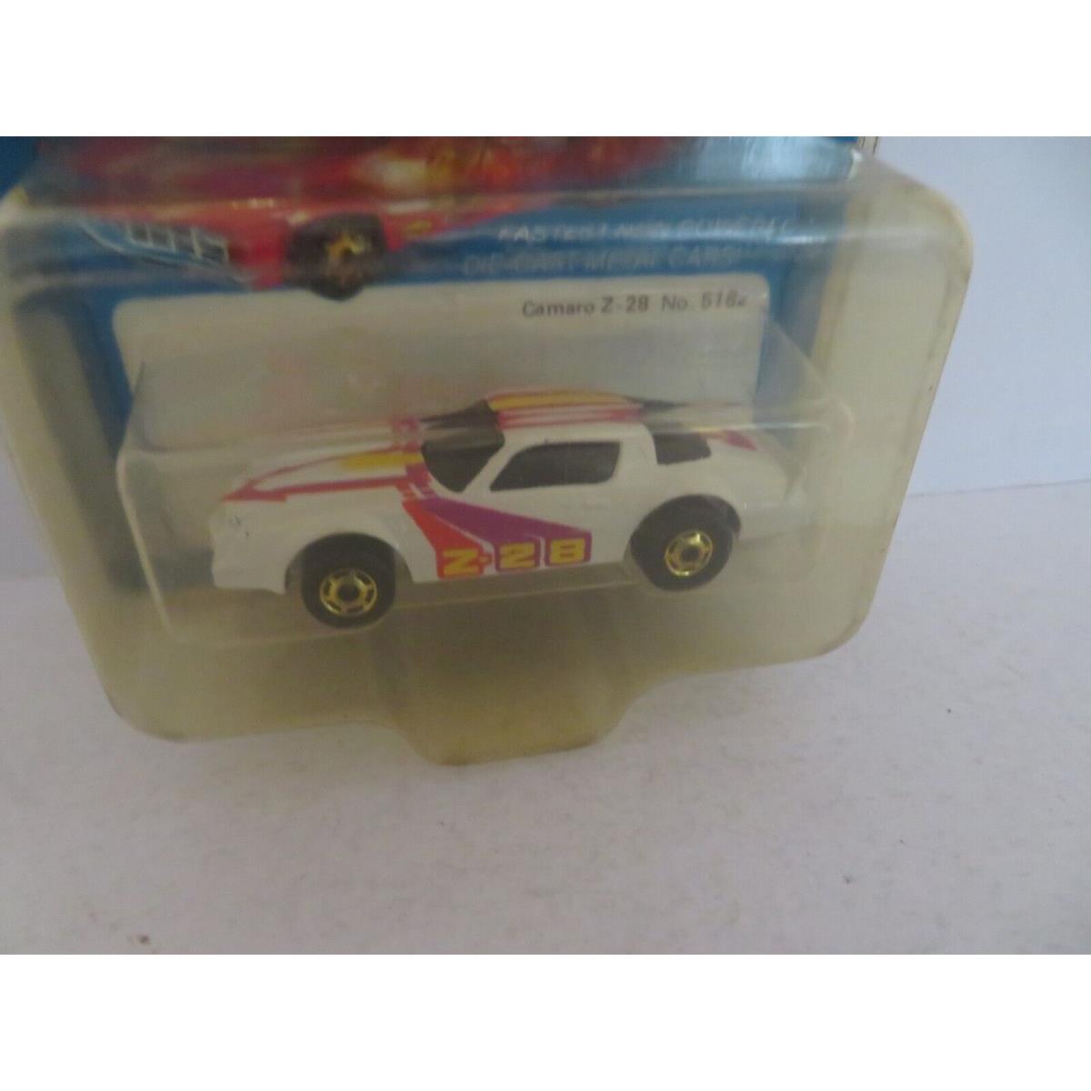 Hot Wheels The Hot Ones 5182 Chevy Camaro Z-28 White Gold Hubs 1981 Moc