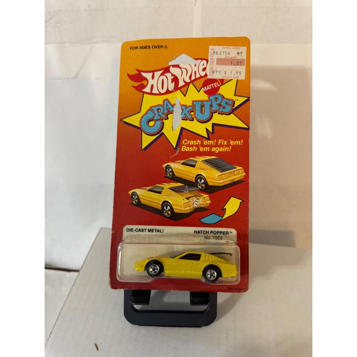 Hot Wheels Vintage 1983 Crack Ups Hatch Popper Yellow 7069 Long Card C3