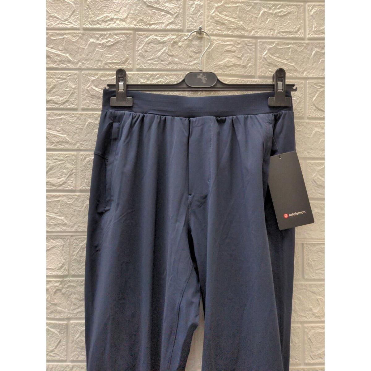 Lululemon Surge Jogger Shorter Navy Men`s Sz. S