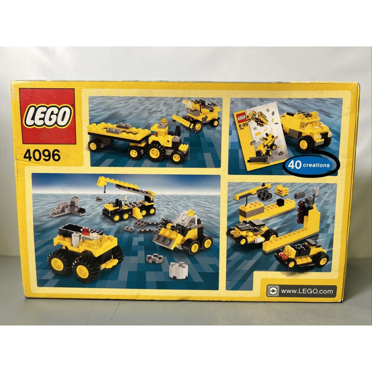 Vintage Micro Wheels Lego Designer: Traffic 4096 Make 40 Creations