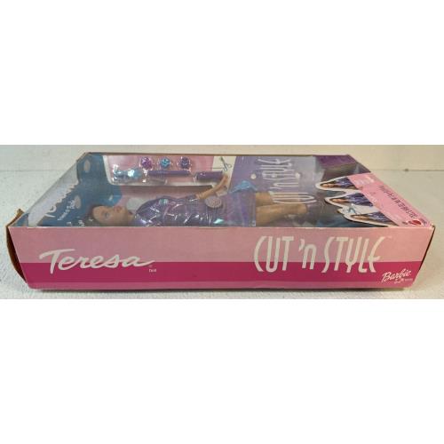 2002 Cut `N Style Teresa Barbie Friend Of Barbie Grow Cut Hair - Mattel 56893