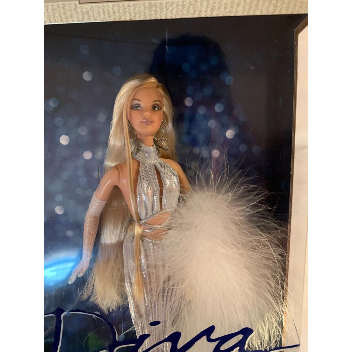 2001 Collector Edition Diva Collection Gone Platinum Barbie