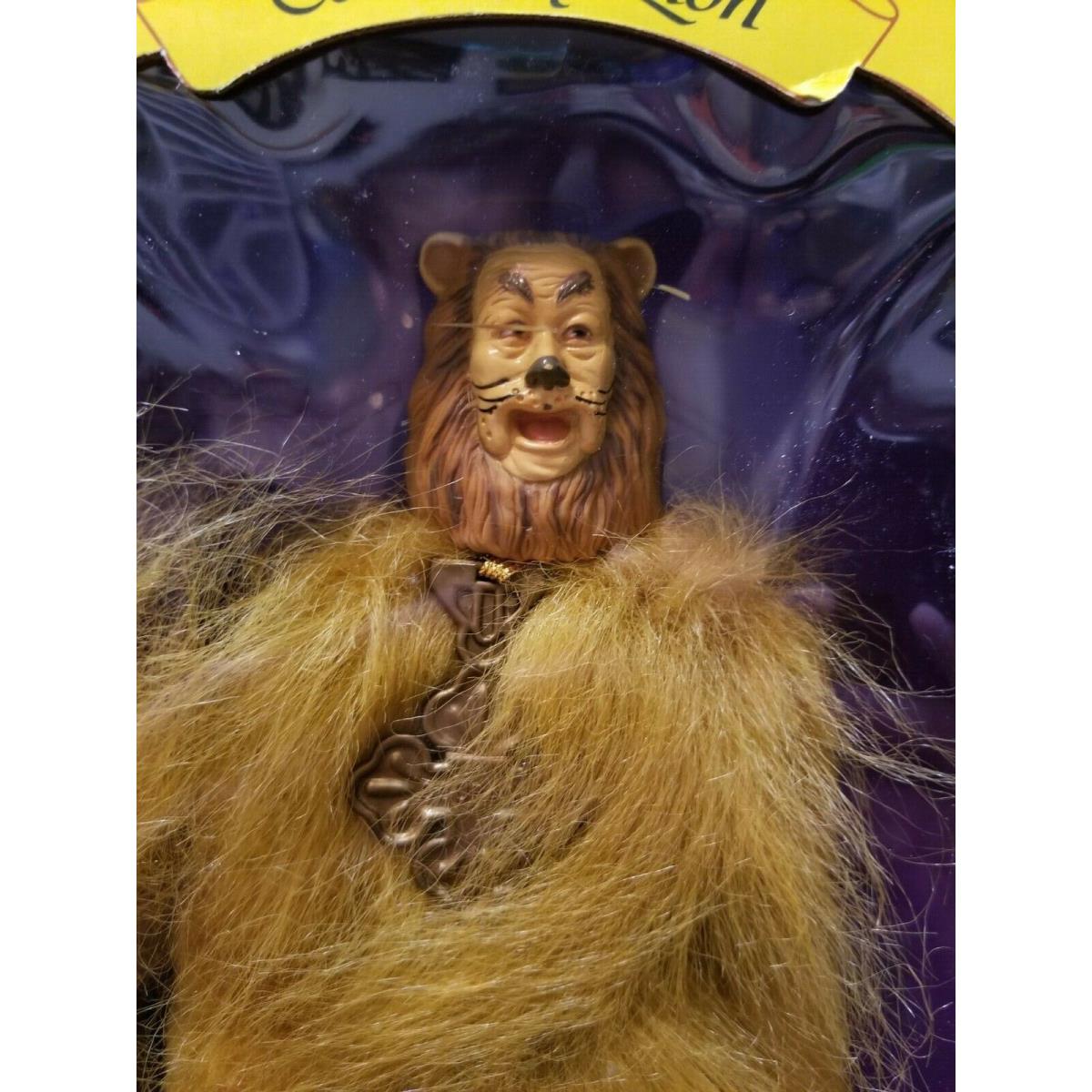 The Wizard OF OZ 1994 Cowardly Lion 11 Doll Style 8859