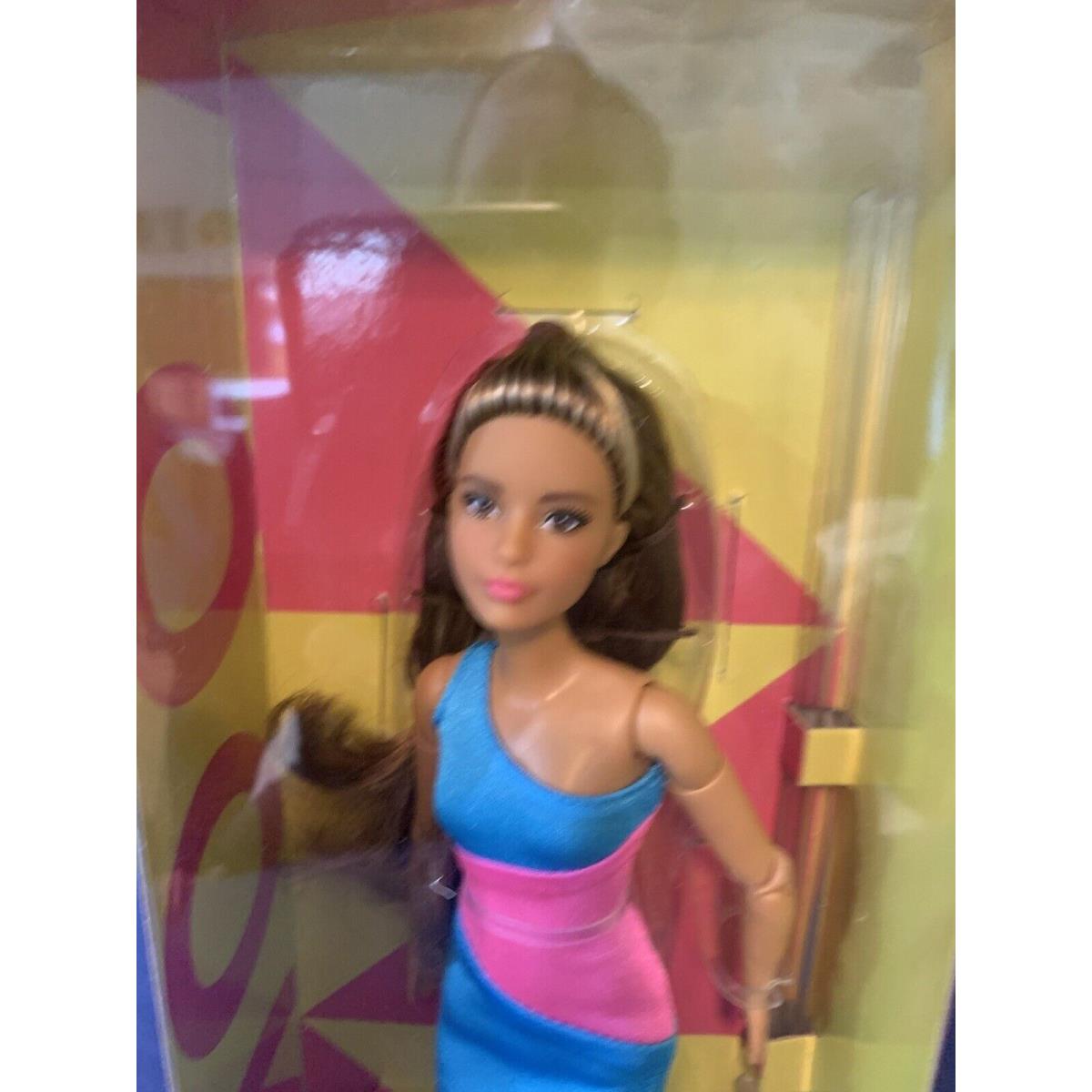 Barbie Looks 15 Barbie Doll Brunette Barbie Signature Series 2022 Mattel HJW82