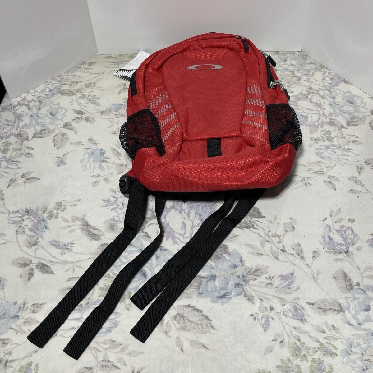 Oakley 20L Tech Sport Backpack / Daypack Red Color