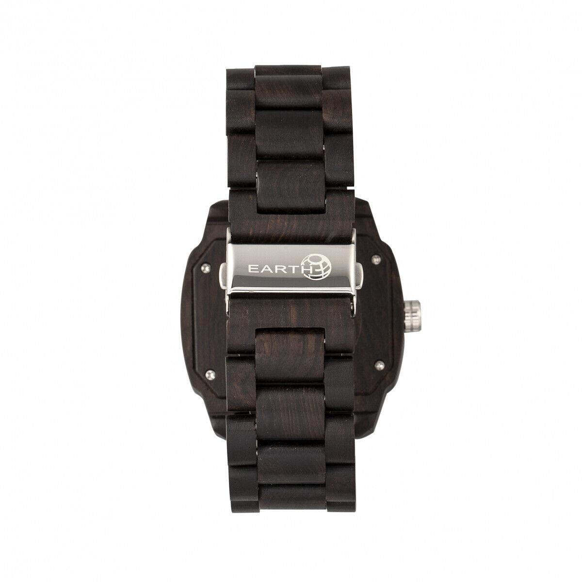 Earth Wood Scaly Bracelet Watch W/date - Dark Brown