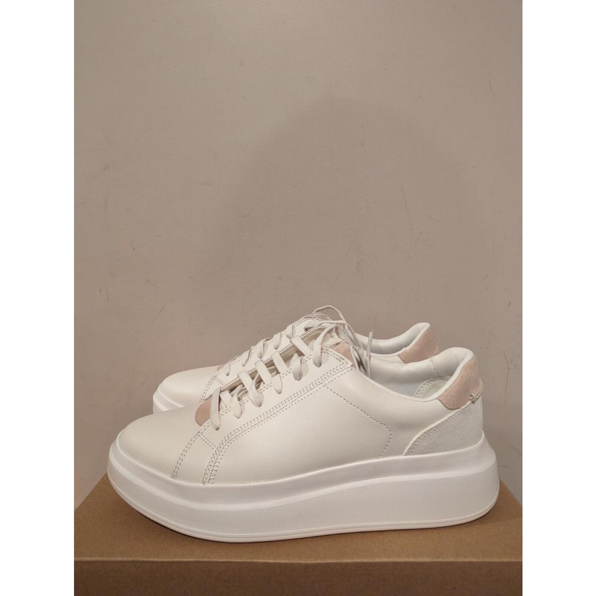 Ugg Australia Women`s Scape Lace Sneaker Size 9.5