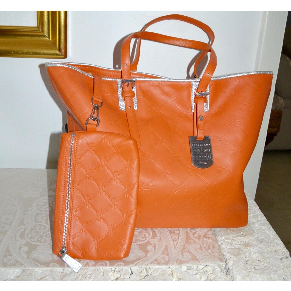 Longchamp Paris LM Cuir Orange Zip Shoulder Tote Bag w Pouch