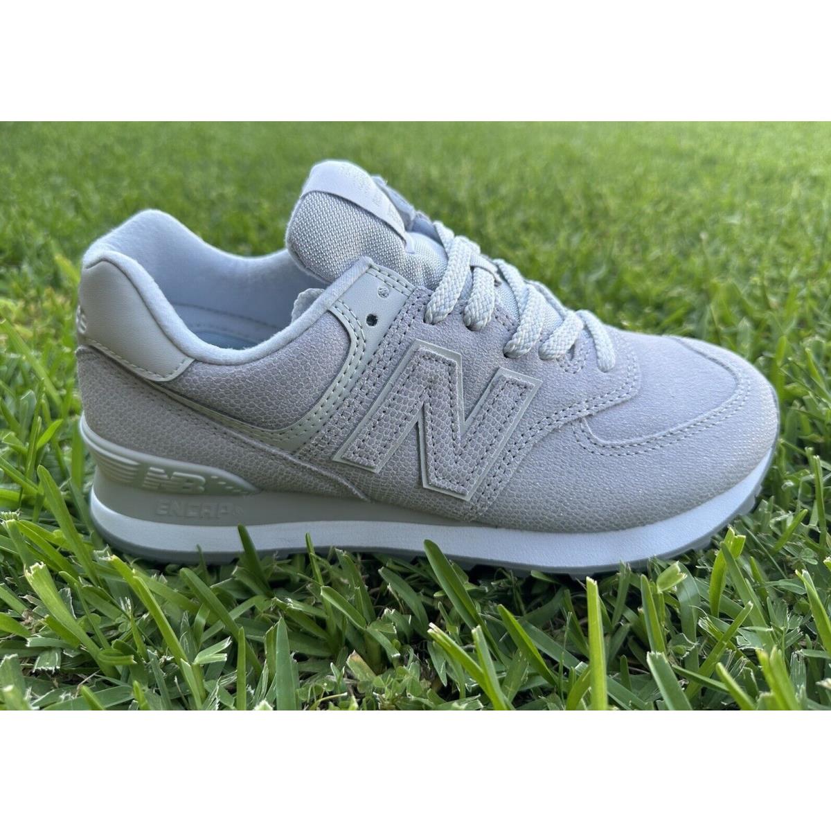 New Balance Womens WL574 Athletic Sneakers WL574GC2