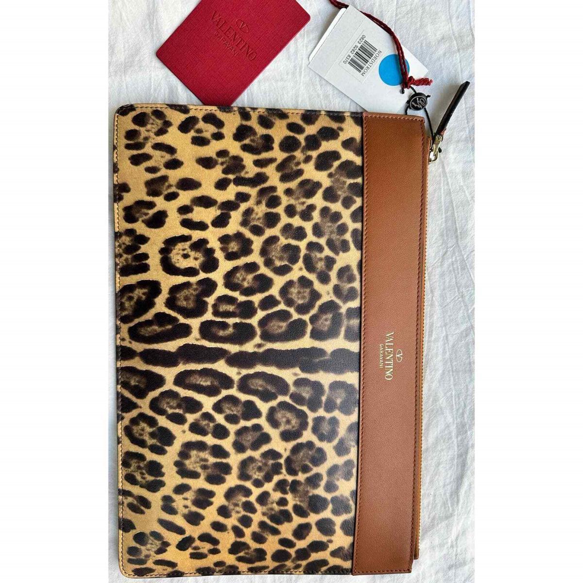 Valentino Garavani City Safari Leopard-print Zip Wallet Flat Pouch