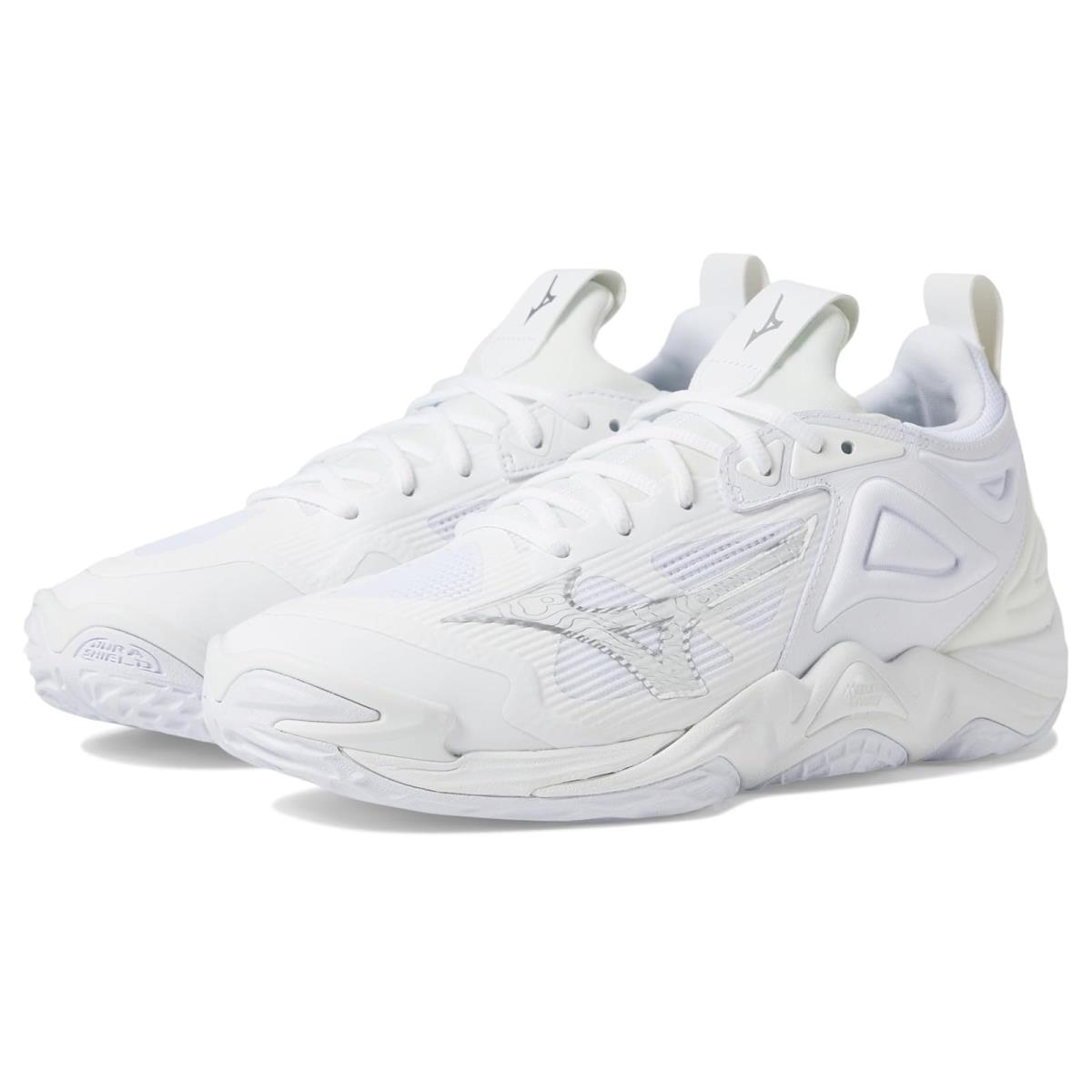 Man`s Sneakers Athletic Shoes Mizuno Wave Momentum 3 White/Silver