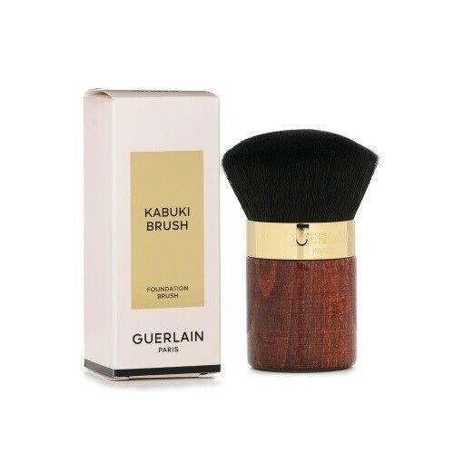 Guerlain Kabuki Fondation Brush in Retail Box