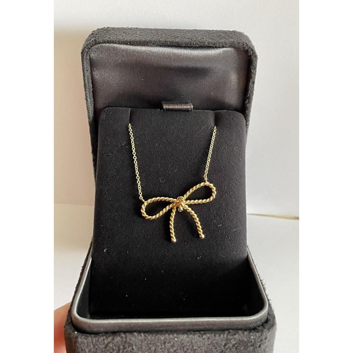 Tiffany CO - Solid 18K Gold - Twist Wire Bow / Ribbon Pendant Necklace W/ Box